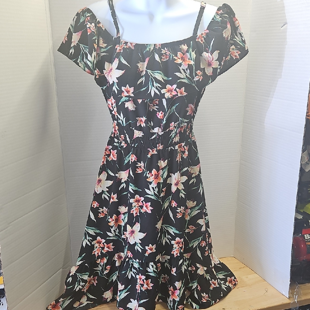 Iz Byer Black Floral Dress, XS.